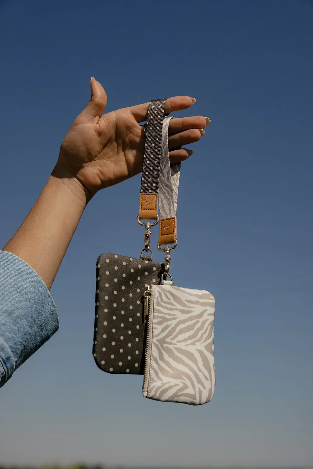 Cocoa Dot Wrist Lanyard