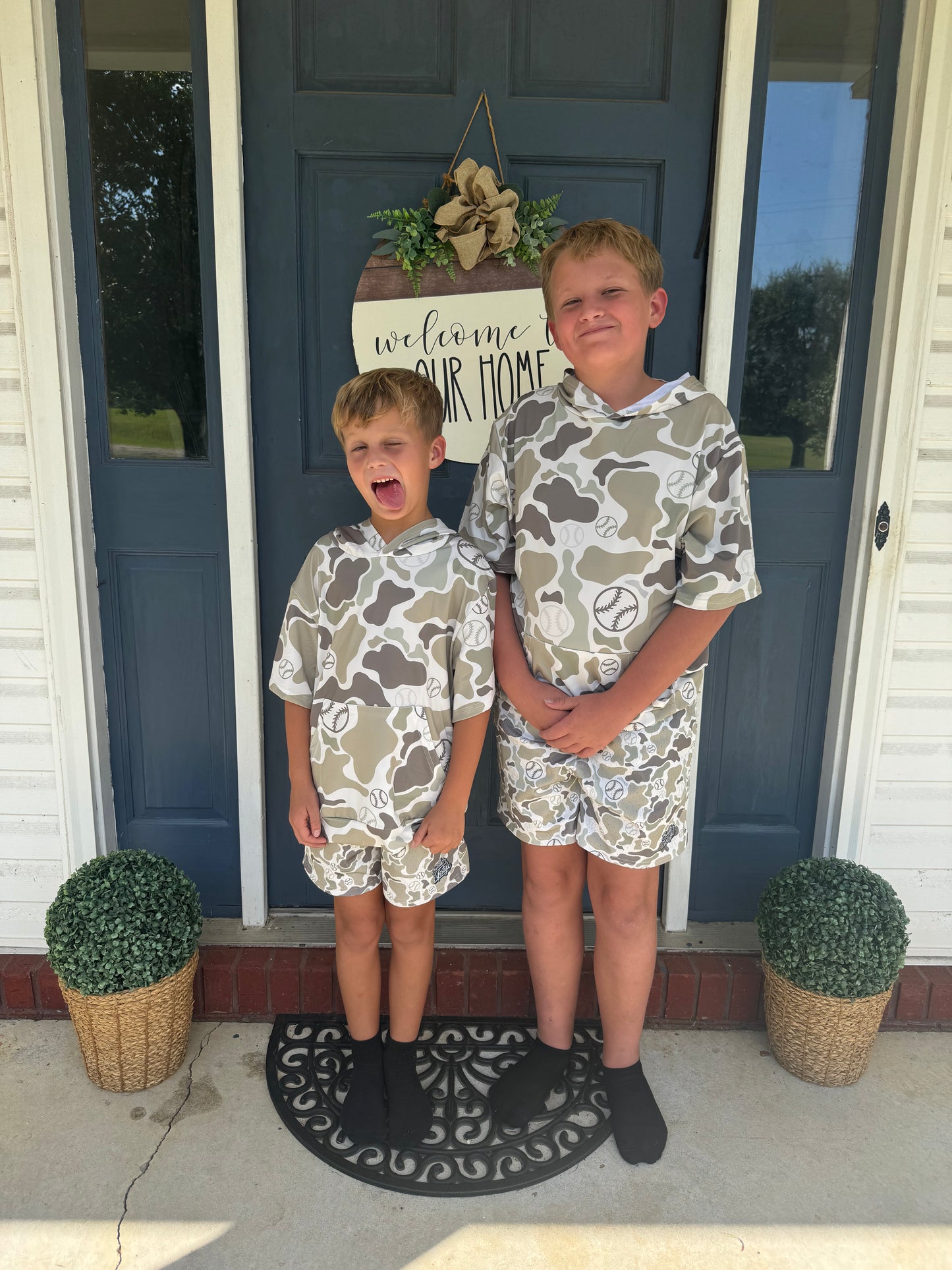 Camo Baseball Pocket Short sleeve Hoodie - Youth