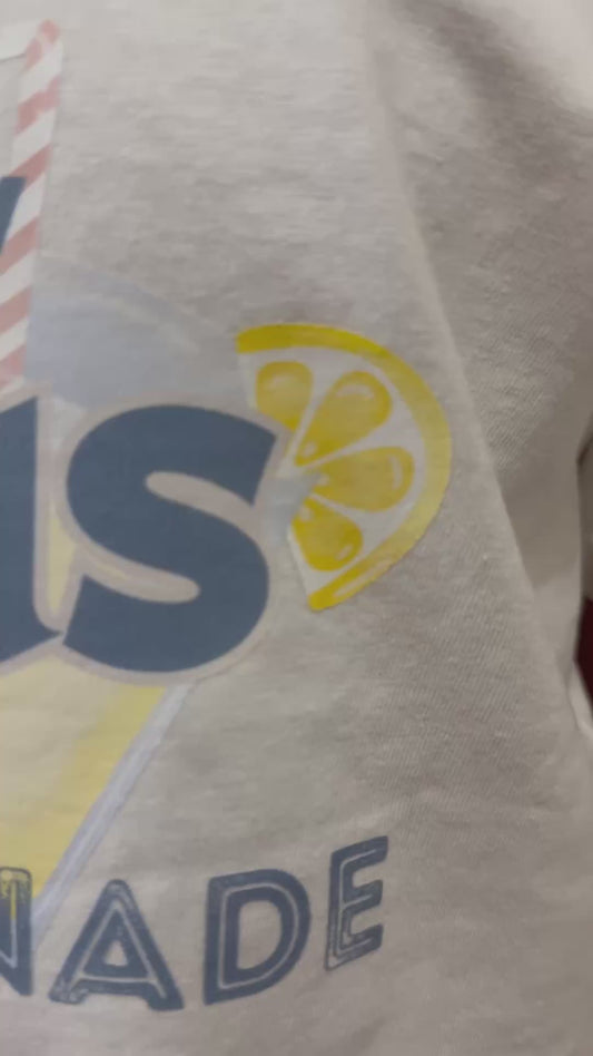 Jesus Making Lemonade 🍋 youth & adult